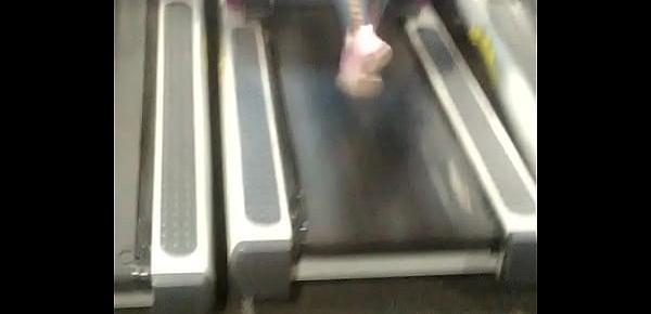  phat african ass on treadmill